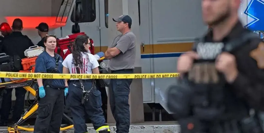 Un ataque armado en un shopping de Indiana dejó cuatro muertos