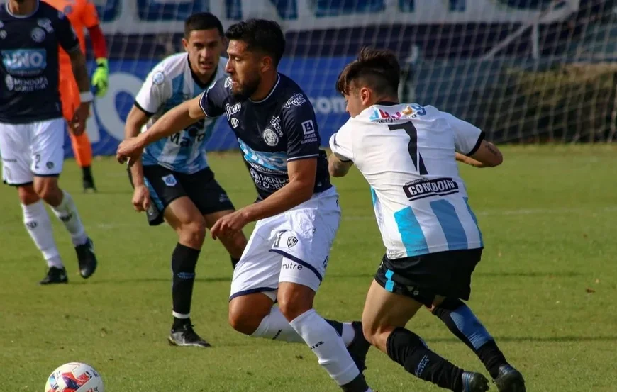 La Lepra volvió al triunfo en un momento clave y recuperó la sonrisa