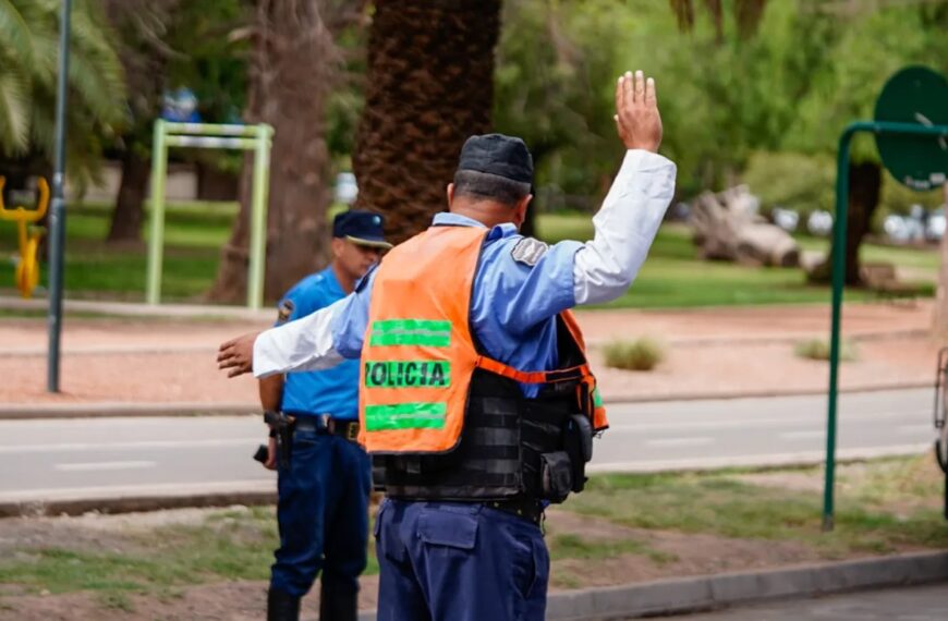 La “Familia policial” analiza una nueva medida de fuerza para reclamar por los sueldos