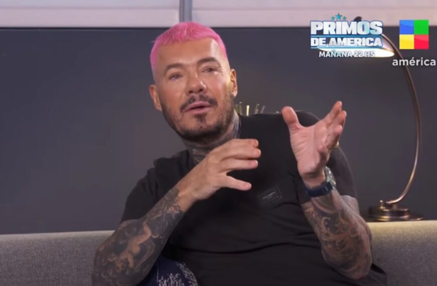 -VIDEOS- Marcelo Tinelli con el pelo rosa entrevistó a Lionel Messi y estallaron los memes